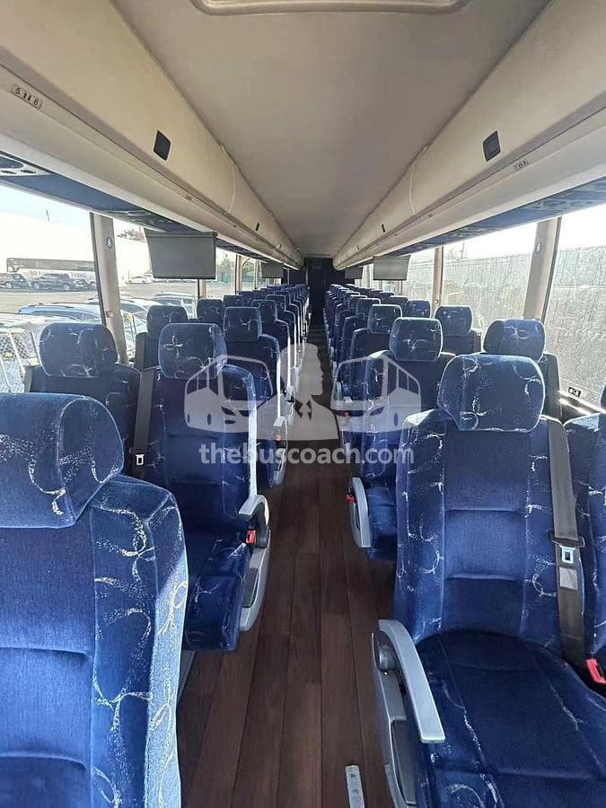 2017 Prevost H3-45 - Thumbnail 4 2017 Prevost H3-45 - Thumbnail 4