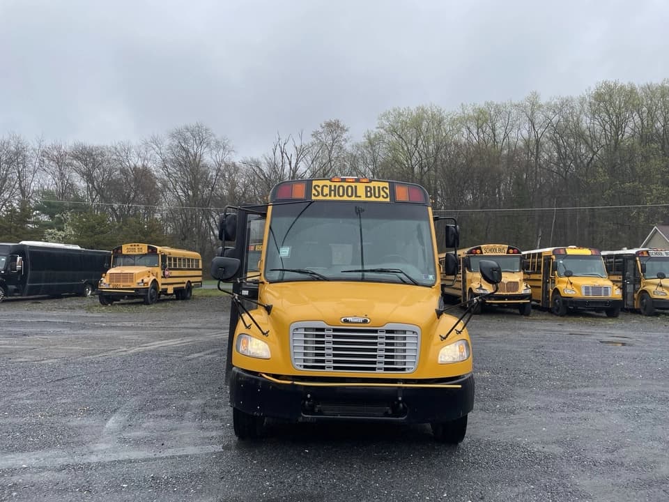 2018 Freightliner Thomas C2 School Bus - Thumbnail 2 2018 Freightliner Thomas C2 School Bus - Thumbnail 2