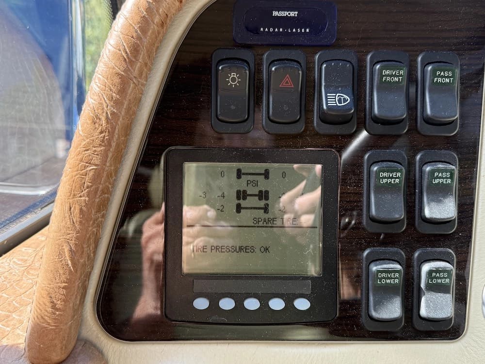 2016 Prevost Liberty Elegant Lady H3-45 Coach - Thumbnail 20 2016 Prevost Liberty Elegant Lady H3-45 Coach - Thumbnail 20