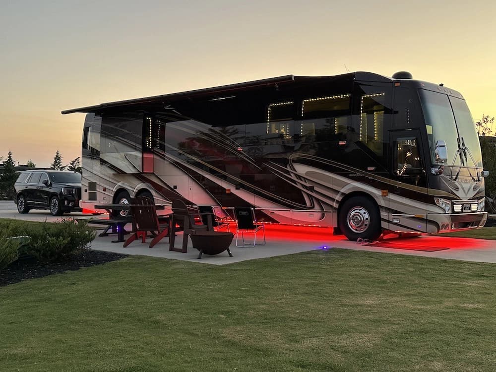 2016 Prevost Liberty Elegant Lady H3-45 Coach - Thumbnail 3 2016 Prevost Liberty Elegant Lady H3-45 Coach - Thumbnail 3