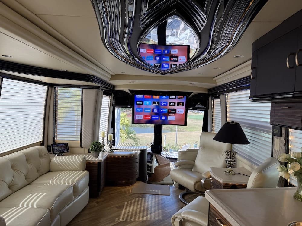 2016 Prevost Liberty Elegant Lady H3-45 Coach - Thumbnail 28 2016 Prevost Liberty Elegant Lady H3-45 Coach - Thumbnail 28