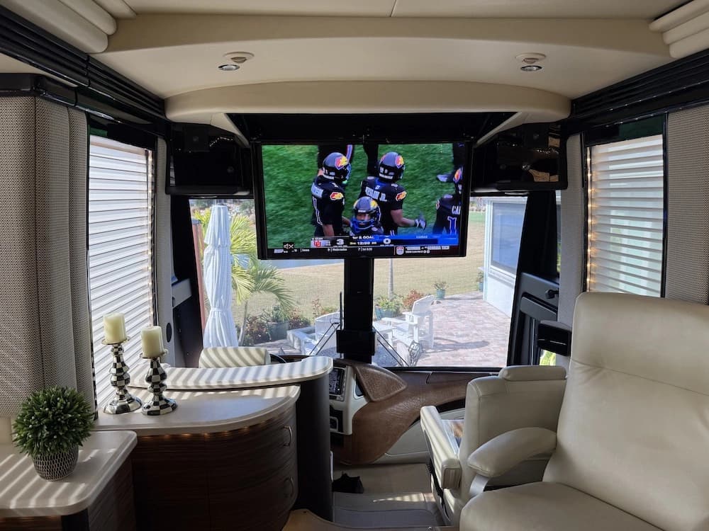 2016 Prevost Liberty Elegant Lady H3-45 Coach - Thumbnail 29 2016 Prevost Liberty Elegant Lady H3-45 Coach - Thumbnail 29