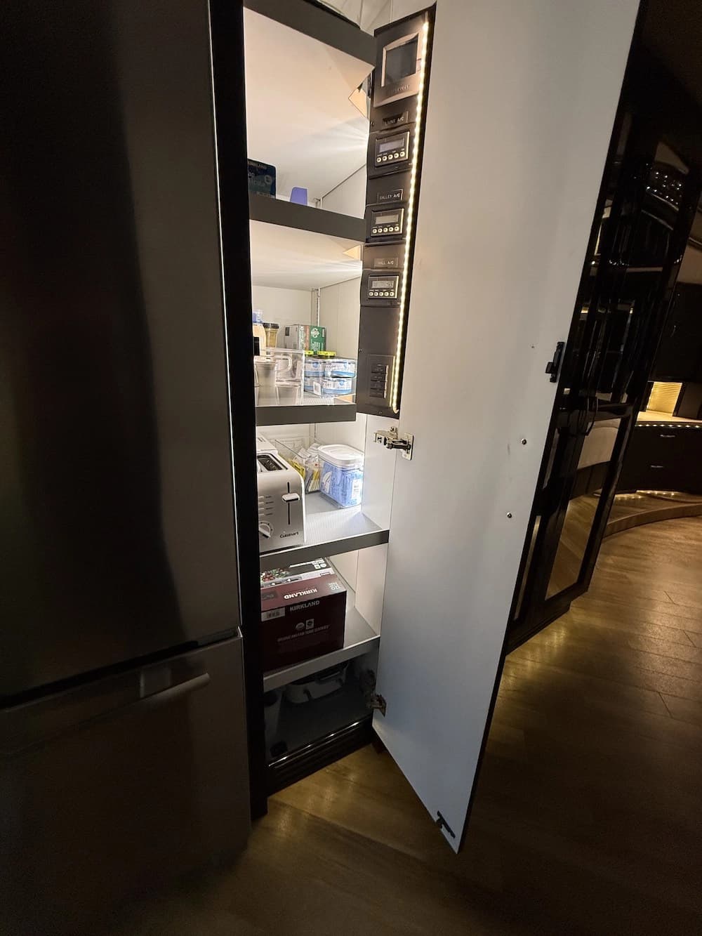 2016 Prevost Liberty Elegant Lady H3-45 Coach - Thumbnail 39 2016 Prevost Liberty Elegant Lady H3-45 Coach - Thumbnail 39