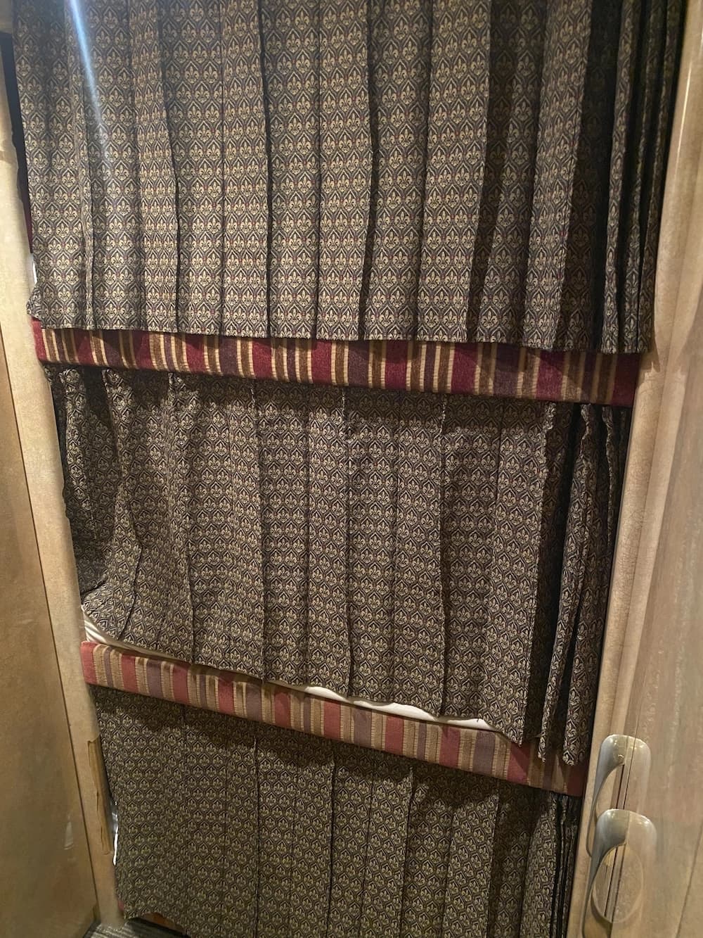 2005 Prevost H3-45 Coach - Thumbnail 14 2005 Prevost H3-45 Coach - Thumbnail 14