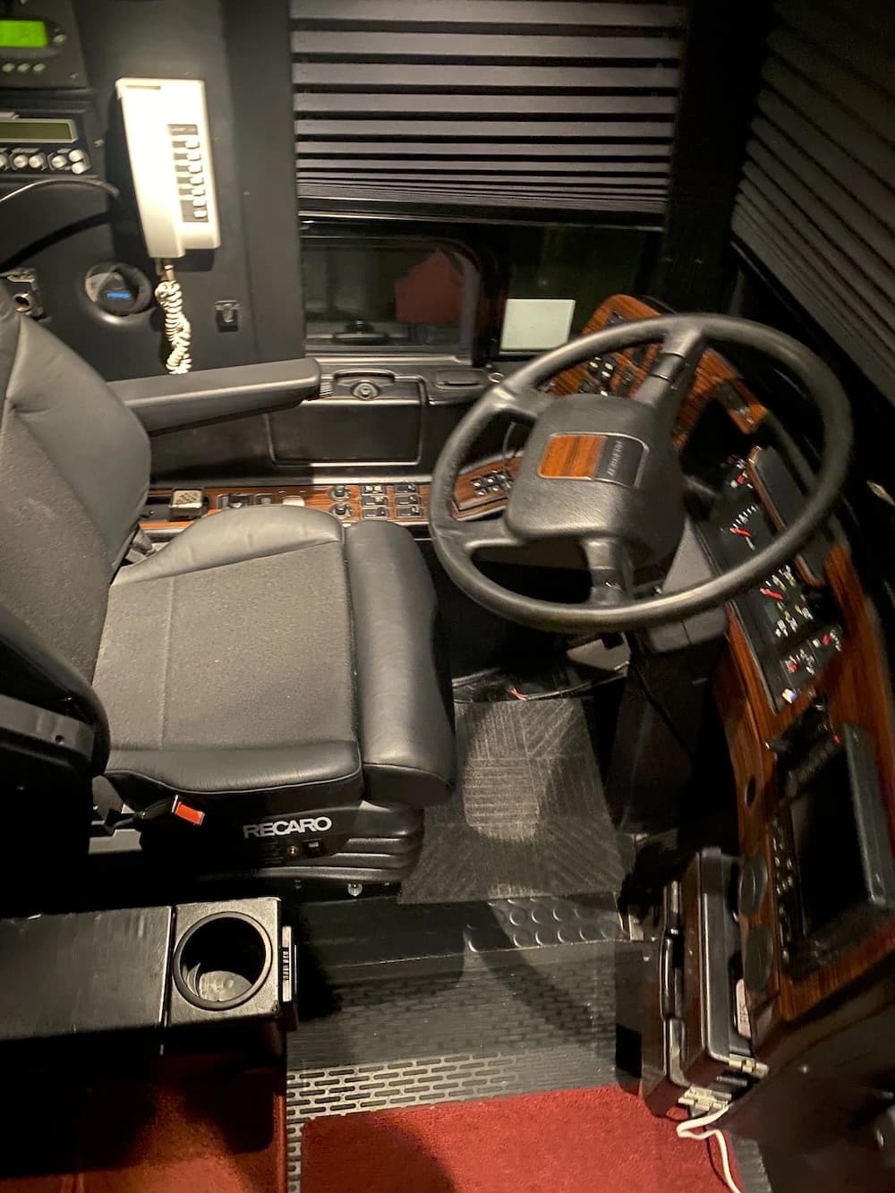 2005 Prevost H3-45 Coach - Thumbnail 19 2005 Prevost H3-45 Coach - Thumbnail 19