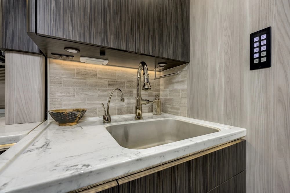 2021 Prevost Marathon H3-45 Coach - Thumbnail 8 2021 Prevost Marathon H3-45 Coach - Thumbnail 8