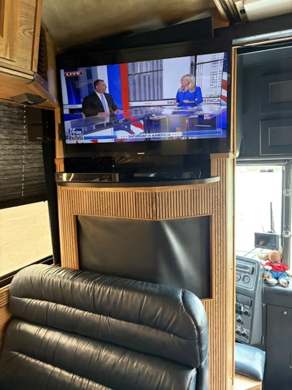 1996 Prevost XL 40 Coach - Thumbnail 15 1996 Prevost XL 40 Coach - Thumbnail 15