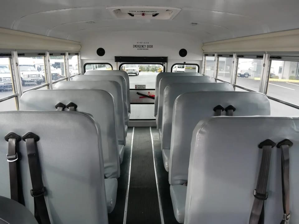 2008 Blue Bird Micro Bird - Thumbnail 6 2008 Blue Bird Micro Bird - Thumbnail 6