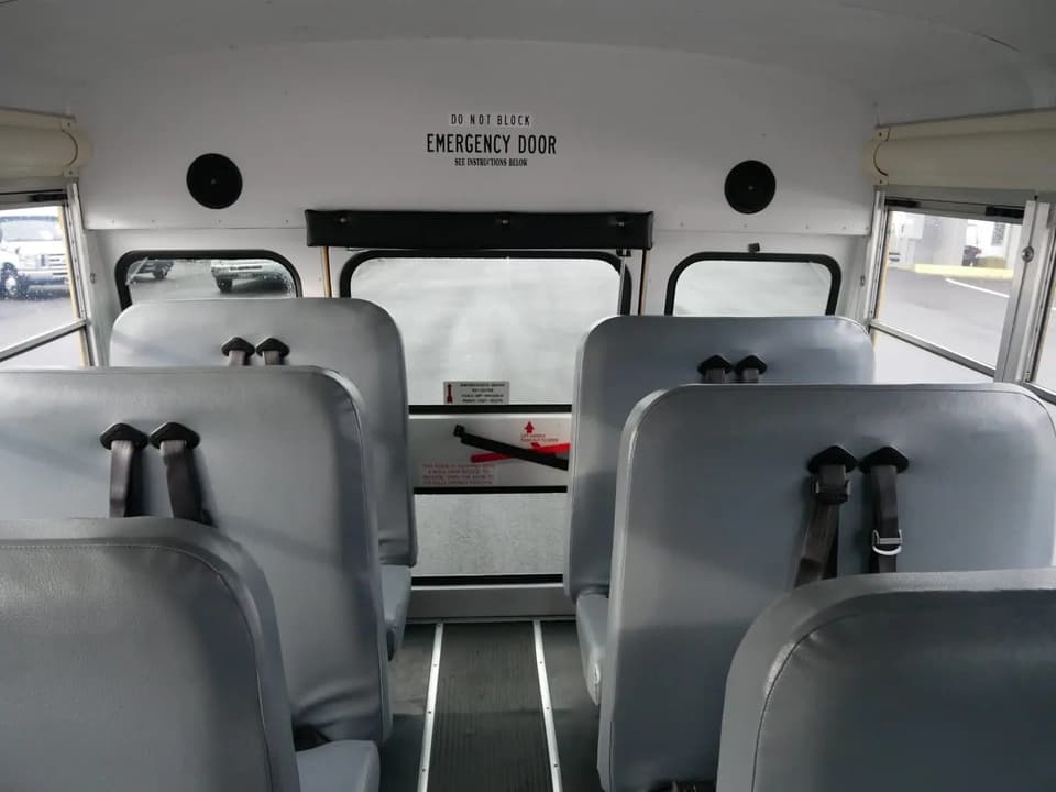 2008 Blue Bird Micro Bird - Thumbnail 7 2008 Blue Bird Micro Bird - Thumbnail 7