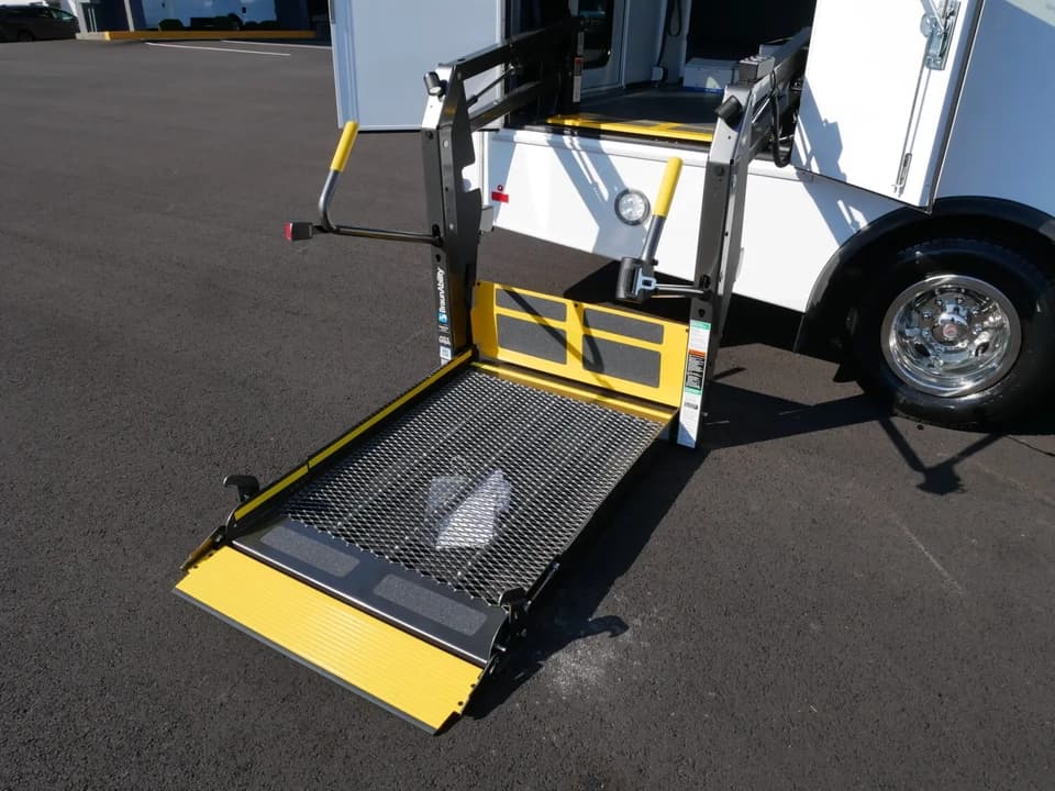 2023 Ford Endera - Thumbnail 12 2023 Ford Endera - Thumbnail 12