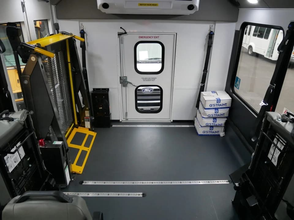 2023 Ford Endera - Thumbnail 9 2023 Ford Endera - Thumbnail 9