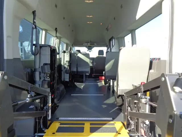 2026 Ford 350 DRW Cutaway - Thumbnail 2 2026 Ford 350 DRW Cutaway - Thumbnail 2