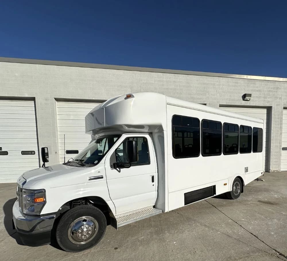 2024 Glaval Universal - Thumbnail 11 2024 Glaval Universal - Thumbnail 11