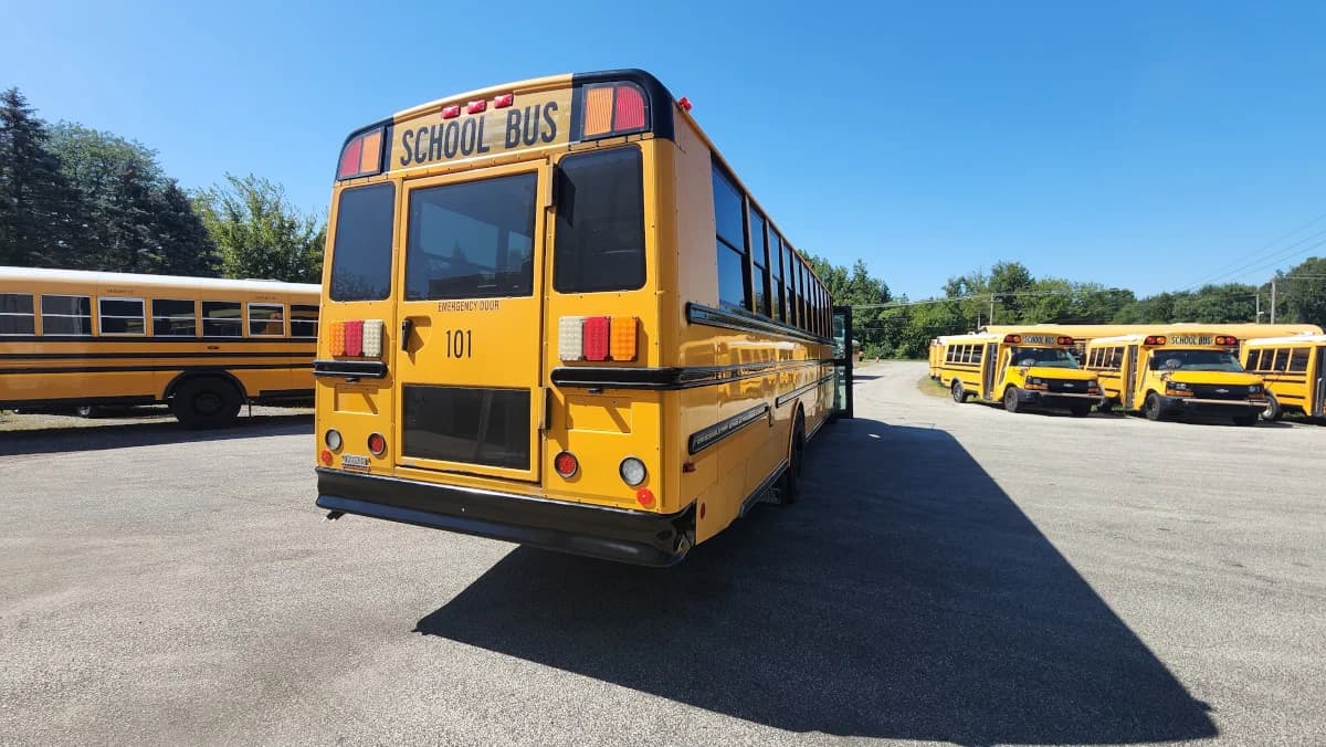 2017 Thomas C2 78 Passenger - Thumbnail 20 2017 Thomas C2 78 Passenger - Thumbnail 20