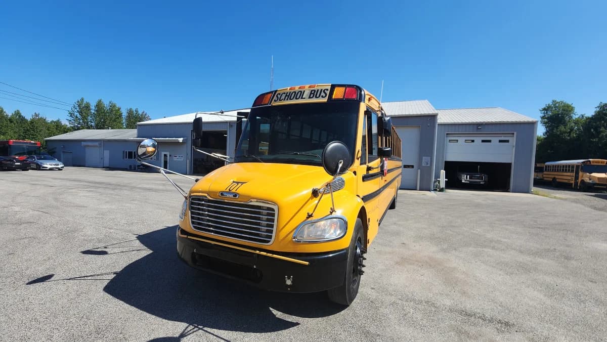 2017 Thomas C2 78 Passenger - Thumbnail 16 2017 Thomas C2 78 Passenger - Thumbnail 16