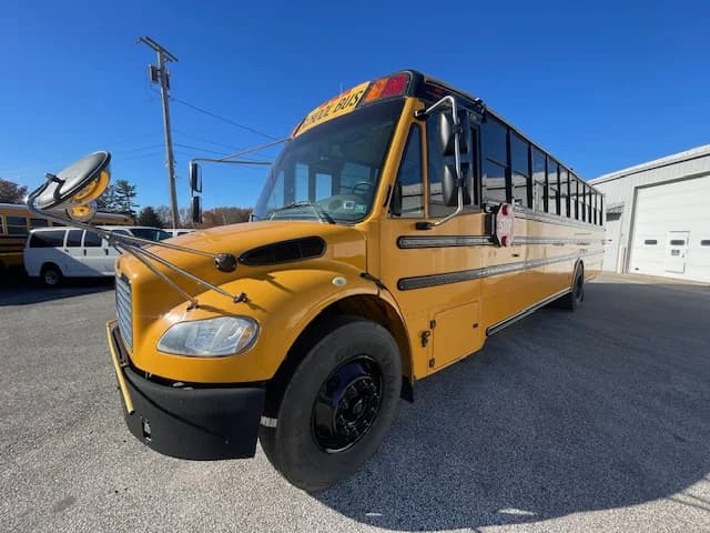 2017 Thomas Saf-T-Liner 72P - Thumbnail 20 2017 Thomas Saf-T-Liner 72P - Thumbnail 20