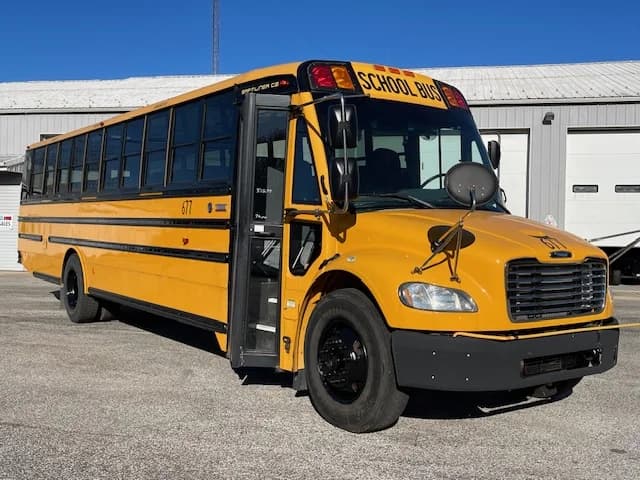 2017 Thomas Saf-T-Liner 72P - Thumbnail 13 2017 Thomas Saf-T-Liner 72P - Thumbnail 13