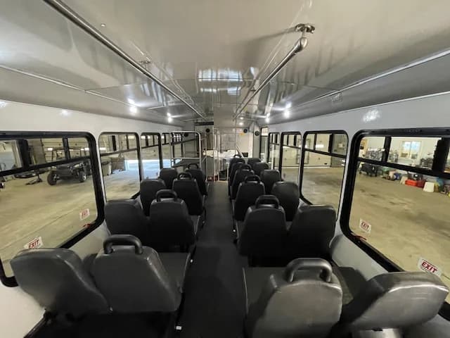 2018 Ford F-550 ADA Starcraft 26P - Image 9 2018 Ford F-550 ADA Starcraft 26P - Image 9