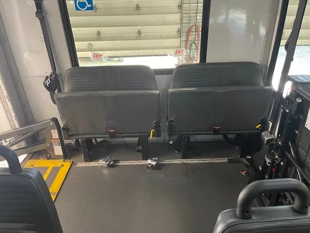 2018 Ford F-550 ADA Starcraft 26P - Image 11 2018 Ford F-550 ADA Starcraft 26P - Image 11