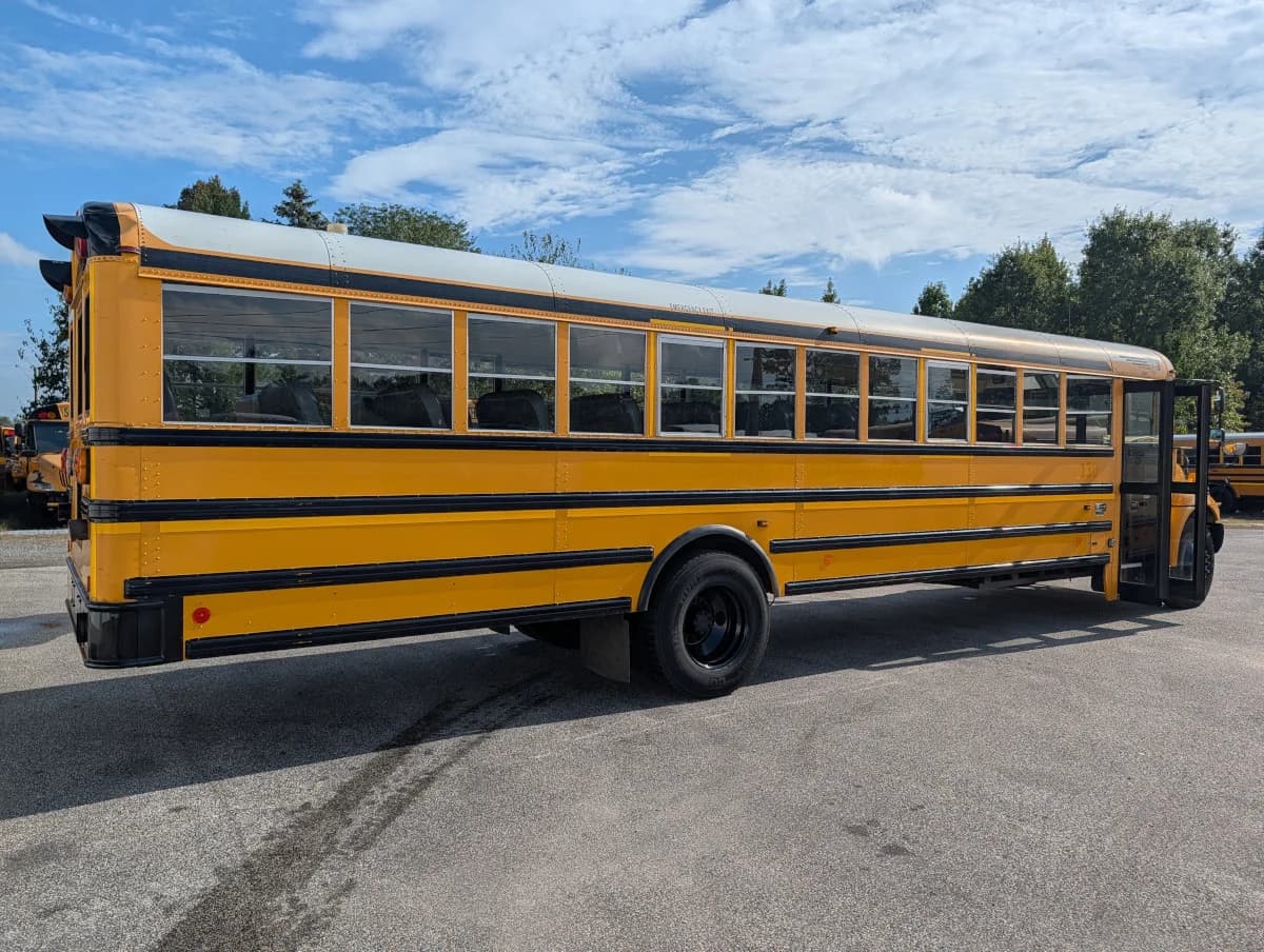 2015 International CE 72P - Thumbnail 3 2015 International CE 72P - Thumbnail 3