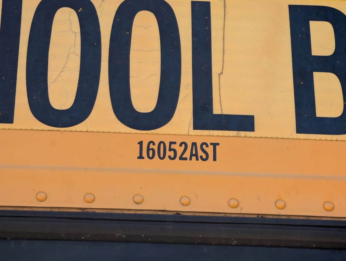 2016 International CE 72 Passenger - Image 27 2016 International CE 72 Passenger - Image 27