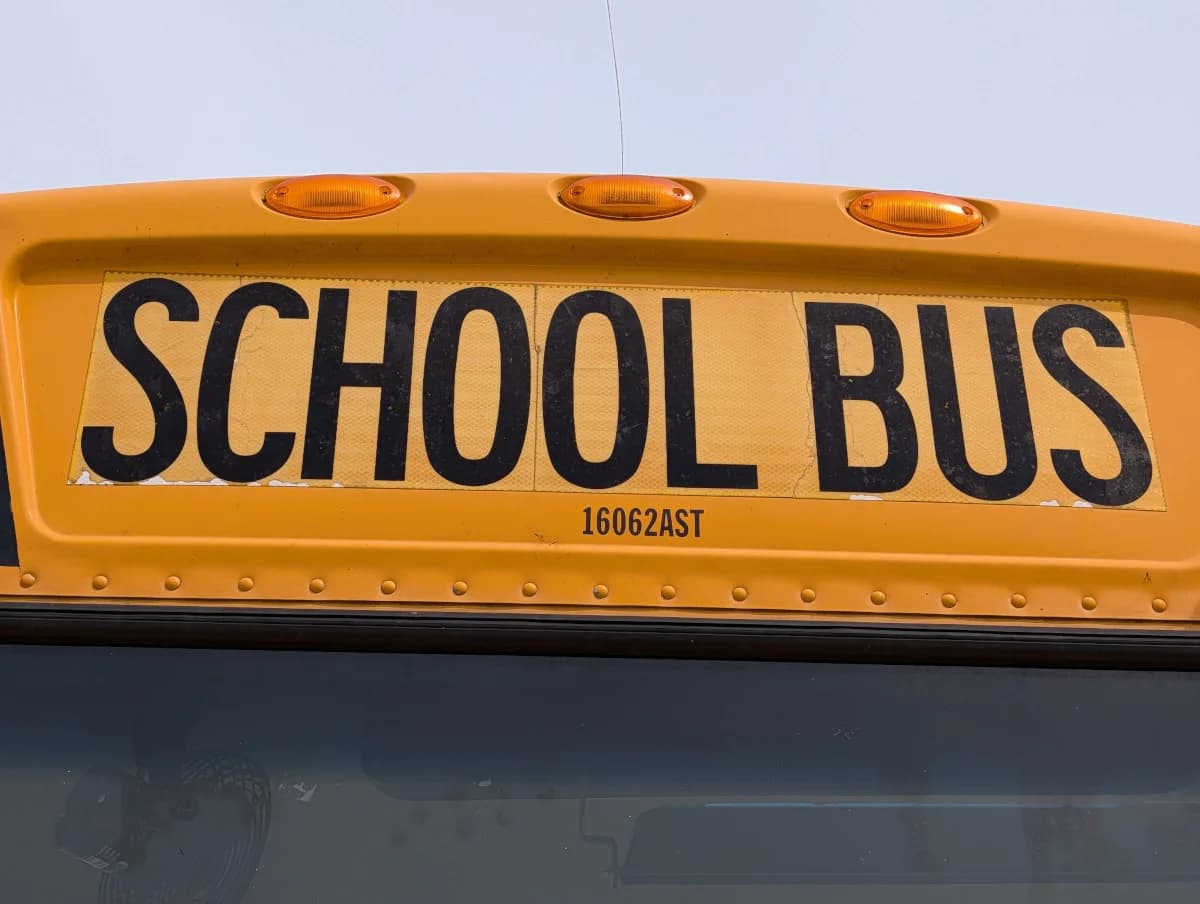 2016 International CE 72 Passenger - Thumbnail 27 2016 International CE 72 Passenger - Thumbnail 27