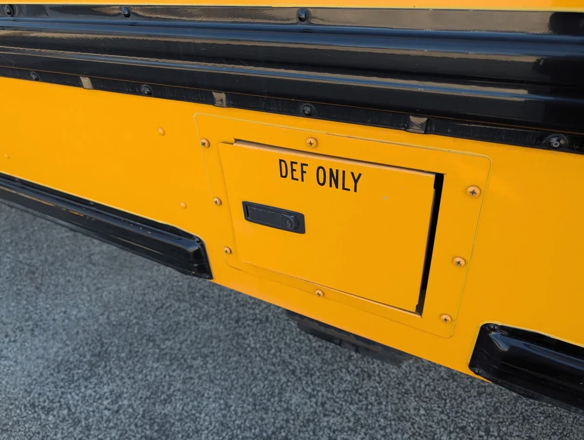 2016 International CE 72 Passenger - Thumbnail 15 2016 International CE 72 Passenger - Thumbnail 15