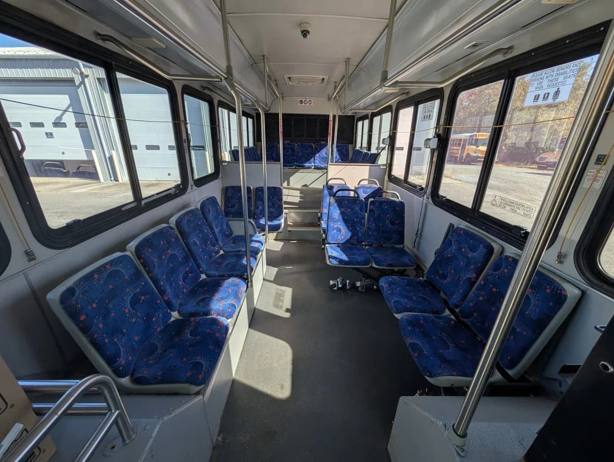 2007 Gillig Low Floor Transit - Thumbnail 11 2007 Gillig Low Floor Transit - Thumbnail 11