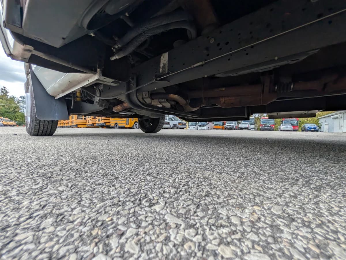 2017 Ford E-450 ADA 14 Passenger - Image 18 2017 Ford E-450 ADA 14 Passenger - Image 18