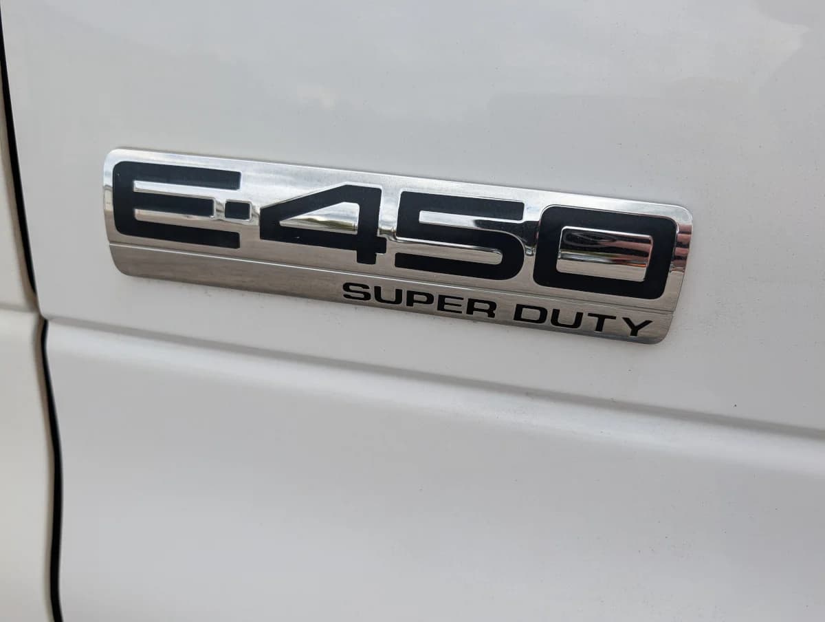 2017 Ford E-450 ADA 14 Passenger - Image 28 2017 Ford E-450 ADA 14 Passenger - Image 28