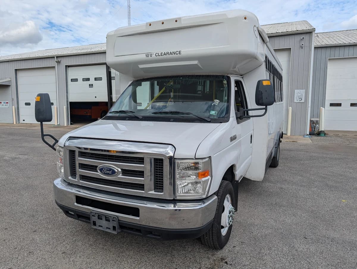 2017 Ford E-450 ADA 14 Passenger - Image 21 2017 Ford E-450 ADA 14 Passenger - Image 21