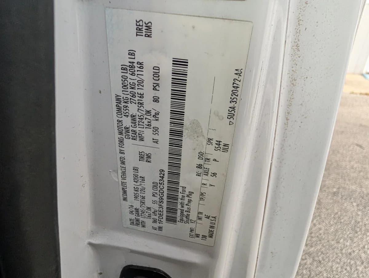 2016 Ford E-350 Shuttle 12P - Thumbnail 28 2016 Ford E-350 Shuttle 12P - Thumbnail 28