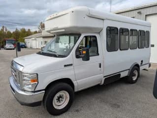 2016 Ford E-350 bus 2016 Ford E-350 bus