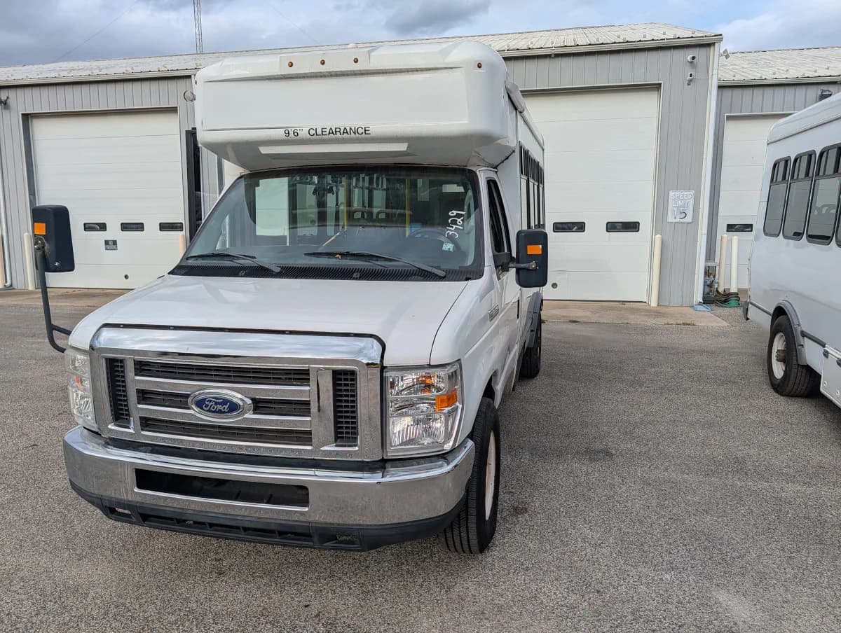 2016 Ford E-350 Shuttle 12P - Thumbnail 19 2016 Ford E-350 Shuttle 12P - Thumbnail 19