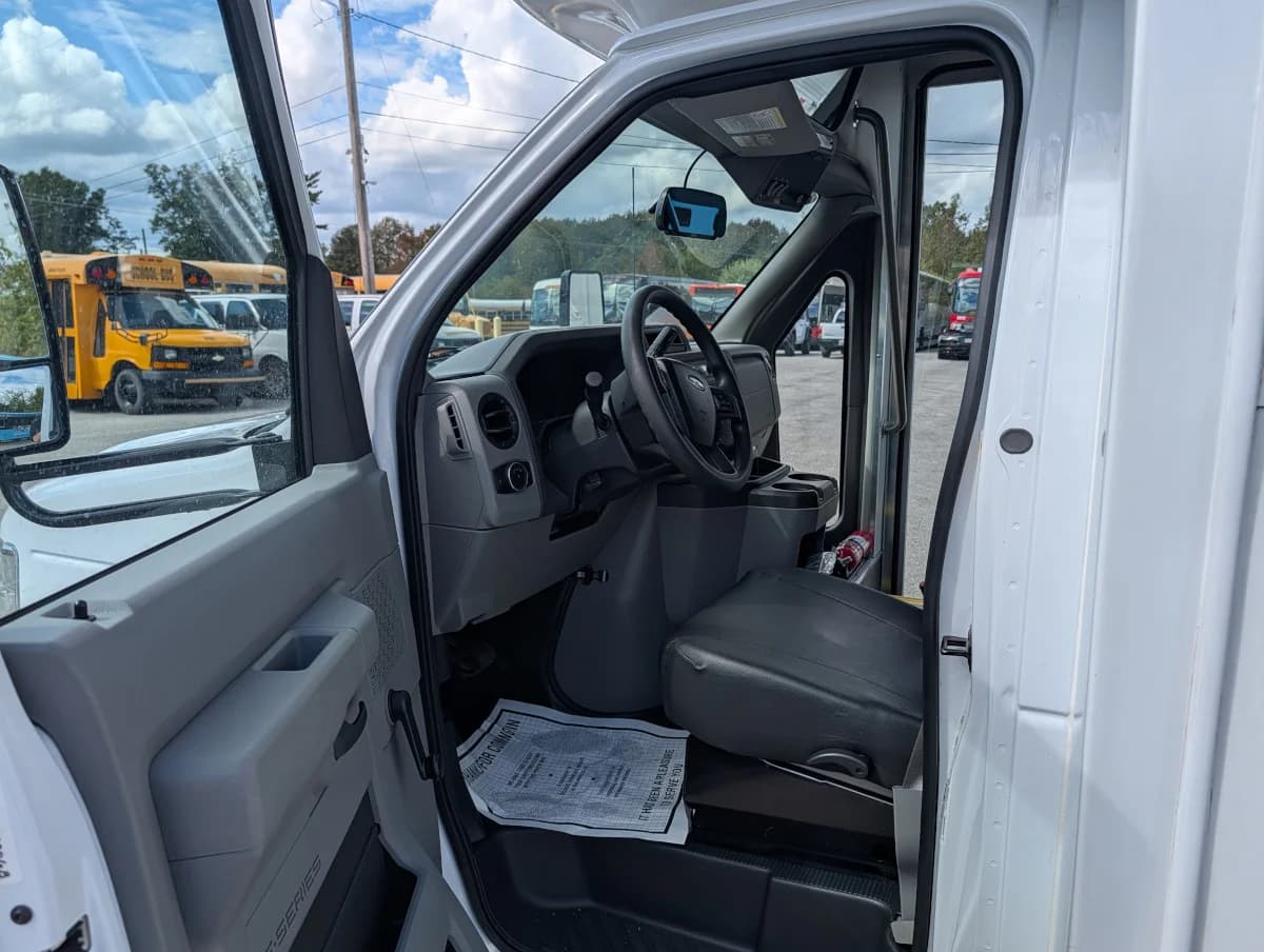 New In Stock 2025 E450 Lux Shuttle 14P - Thumbnail 5 New In Stock 2025 E450 Lux Shuttle 14P - Thumbnail 5