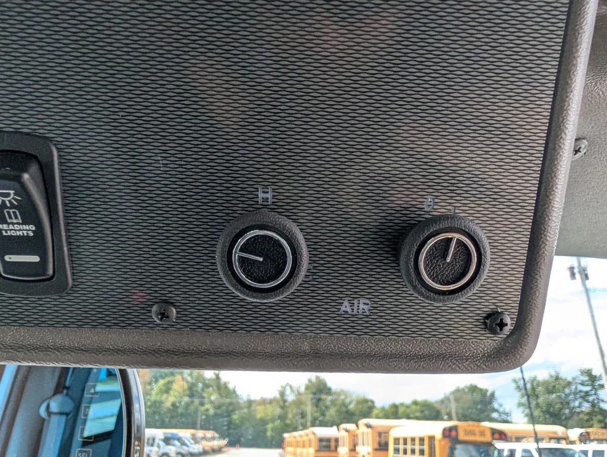 New In Stock 2025 E450 Lux Shuttle 14P - Thumbnail 26 New In Stock 2025 E450 Lux Shuttle 14P - Thumbnail 26