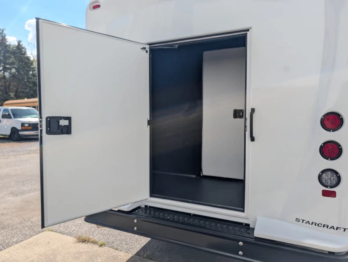 New In Stock 2025 E450 Lux Shuttle 14P - Thumbnail 17 New In Stock 2025 E450 Lux Shuttle 14P - Thumbnail 17