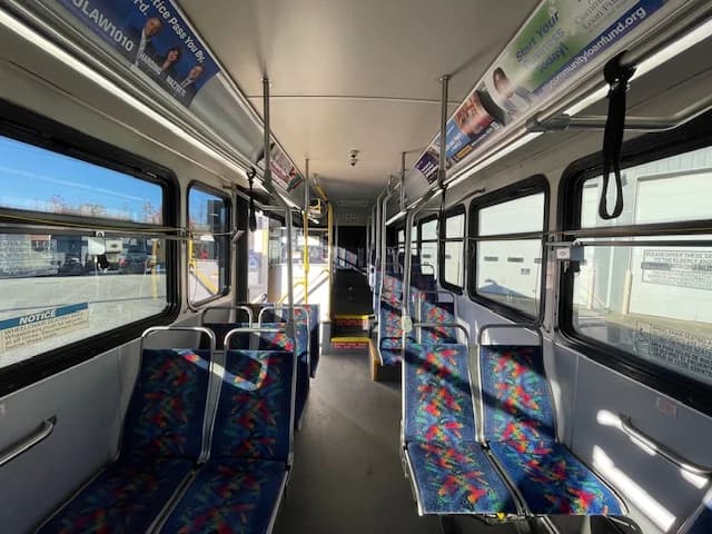 5 Units 2012 Gillig 40 foot Transit - Thumbnail 8 5 Units 2012 Gillig 40 foot Transit - Thumbnail 8