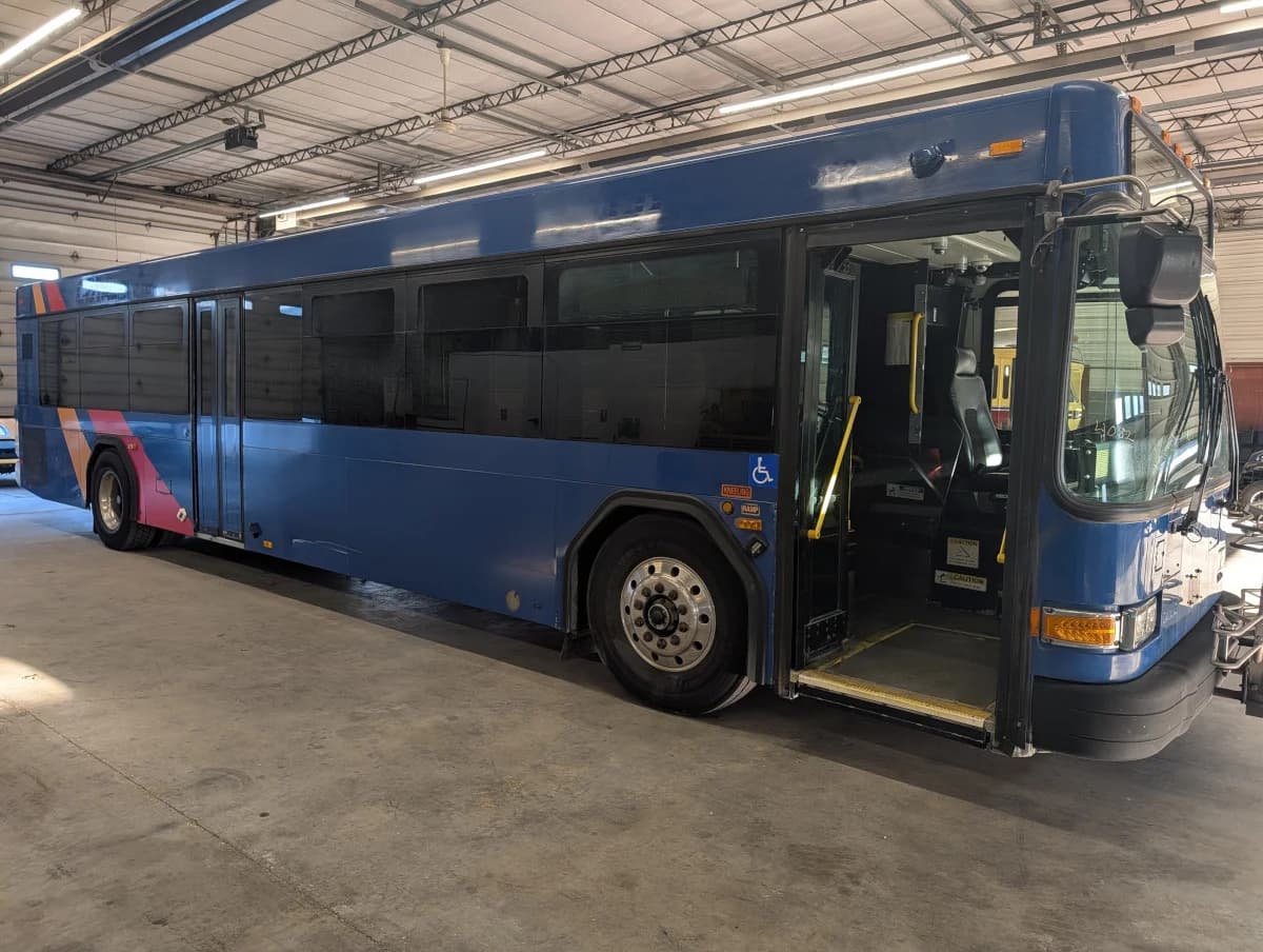 2012 GILLING LOW FLOOR - Thumbnail 2 2012 GILLING LOW FLOOR - Thumbnail 2