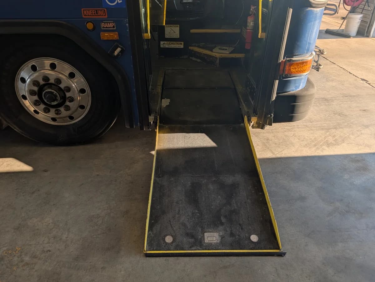 2012 GILLING LOW FLOOR - Thumbnail 5 2012 GILLING LOW FLOOR - Thumbnail 5