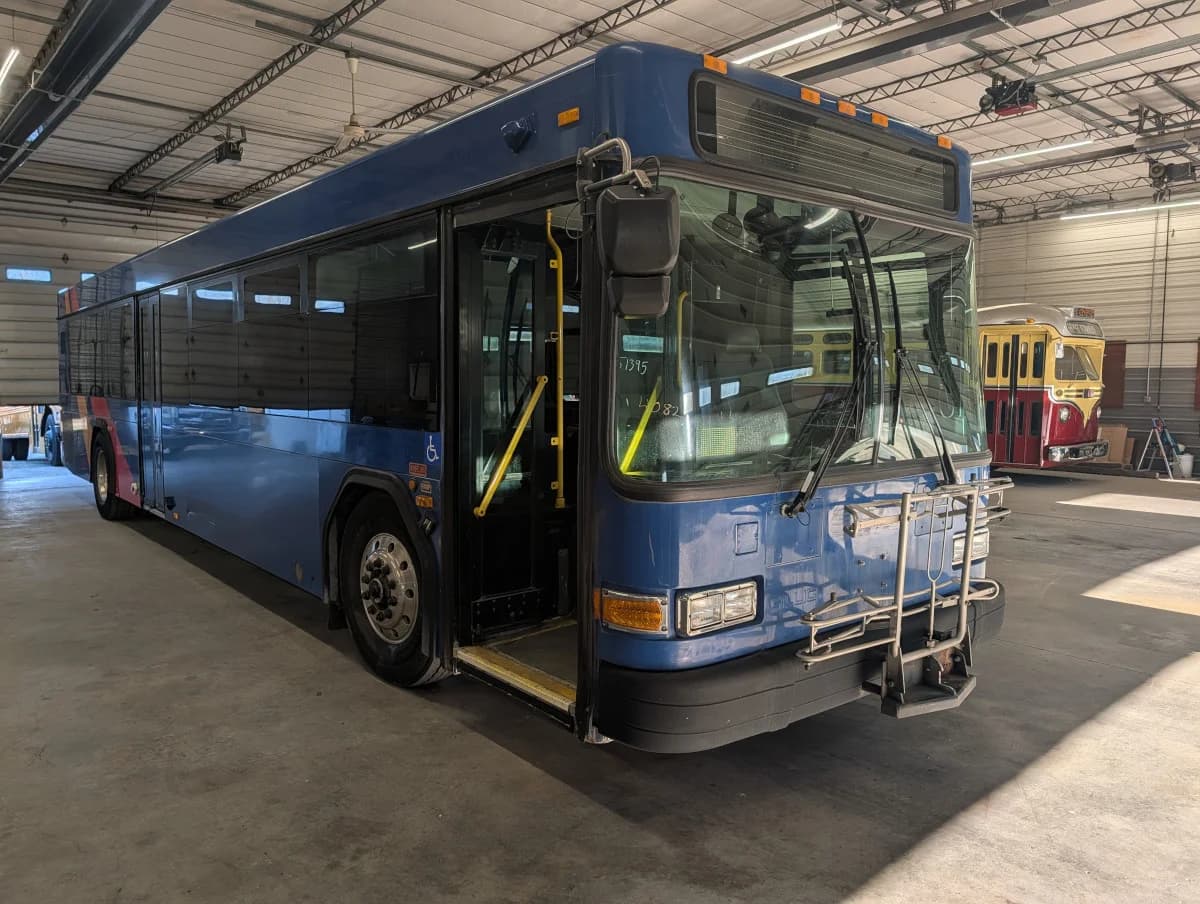 2012 GILLING LOW FLOOR - Thumbnail 23 2012 GILLING LOW FLOOR - Thumbnail 23