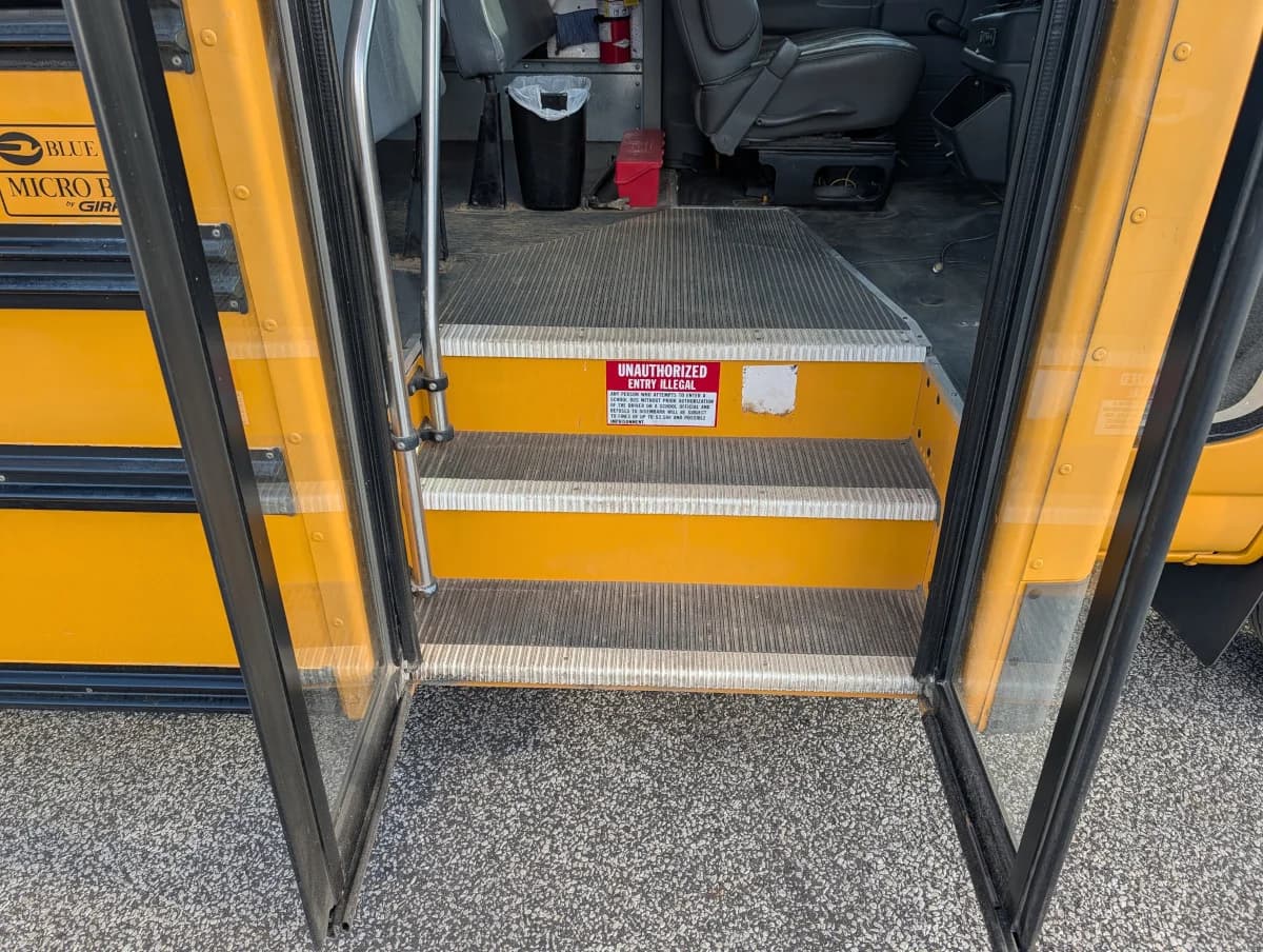 2013 Chevrolet Microbird 28P - Thumbnail 5 2013 Chevrolet Microbird 28P - Thumbnail 5