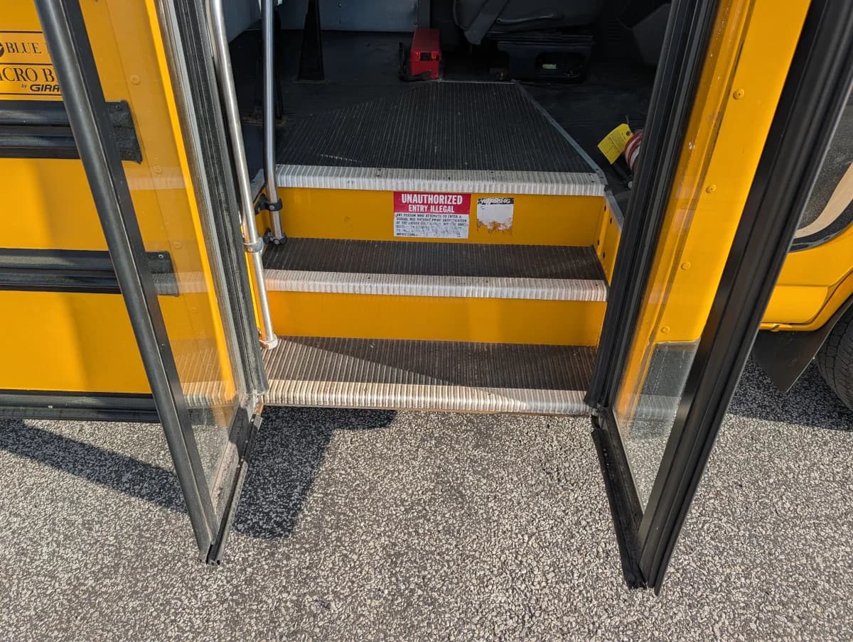 2013 Chevrolet Microbird 28P - Thumbnail 5 2013 Chevrolet Microbird 28P - Thumbnail 5