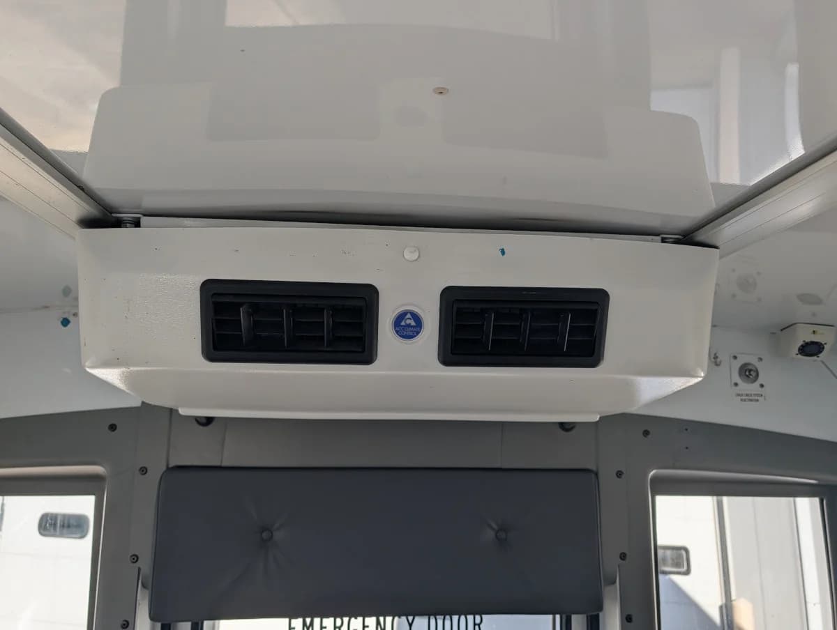 2013 Chevrolet Microbird 28P - Thumbnail 9 2013 Chevrolet Microbird 28P - Thumbnail 9