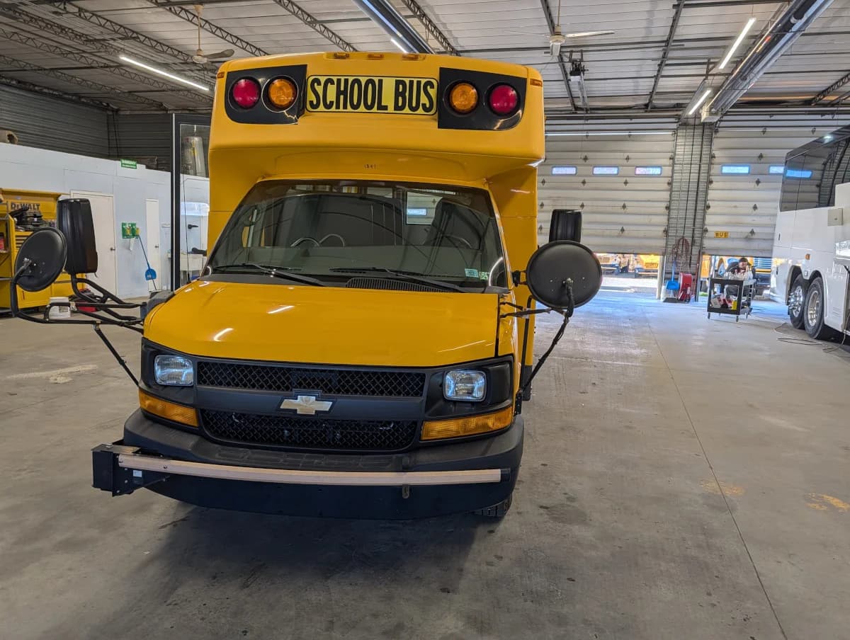 2013 Chevrolet Microbird 18P ADA - Thumbnail 24 2013 Chevrolet Microbird 18P ADA - Thumbnail 24