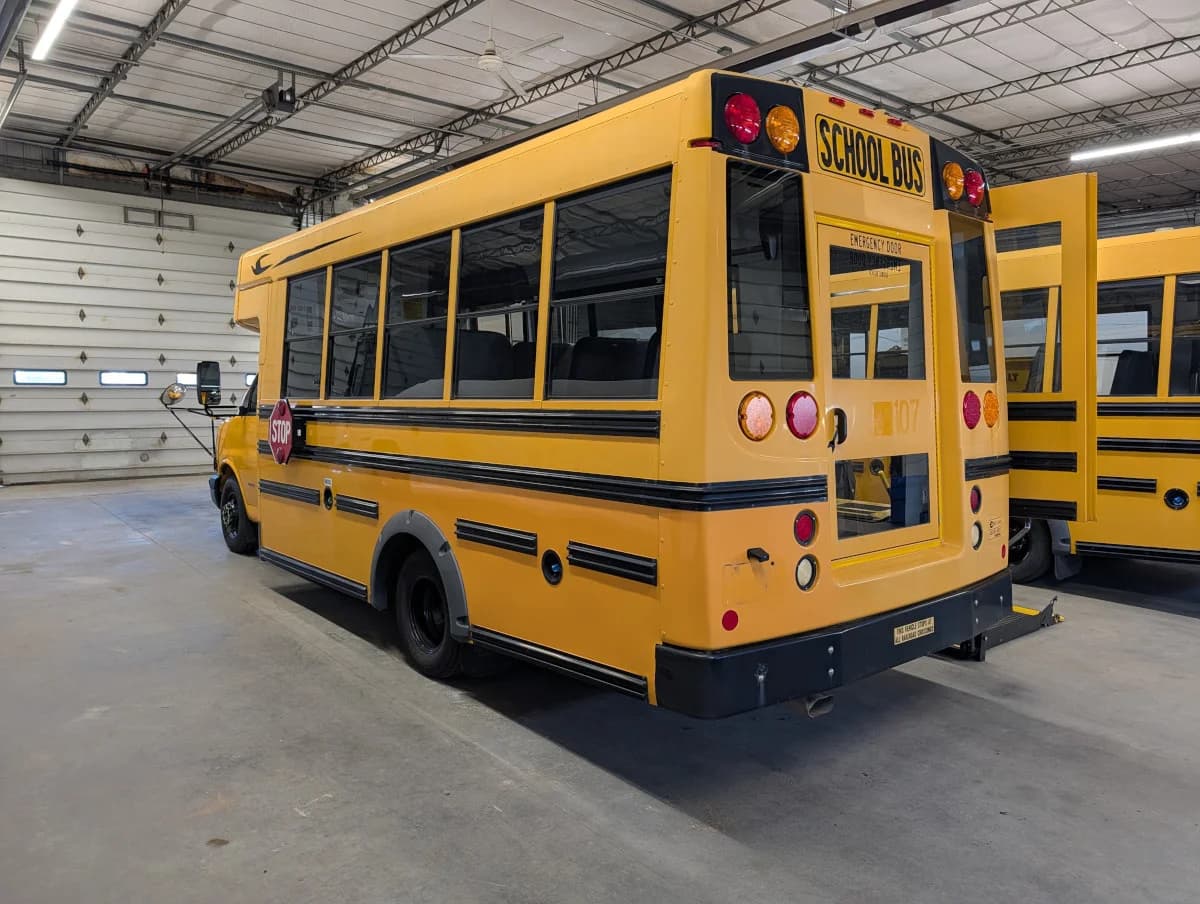 2013 Chevrolet Microbird 18P ADA - Thumbnail 30 2013 Chevrolet Microbird 18P ADA - Thumbnail 30