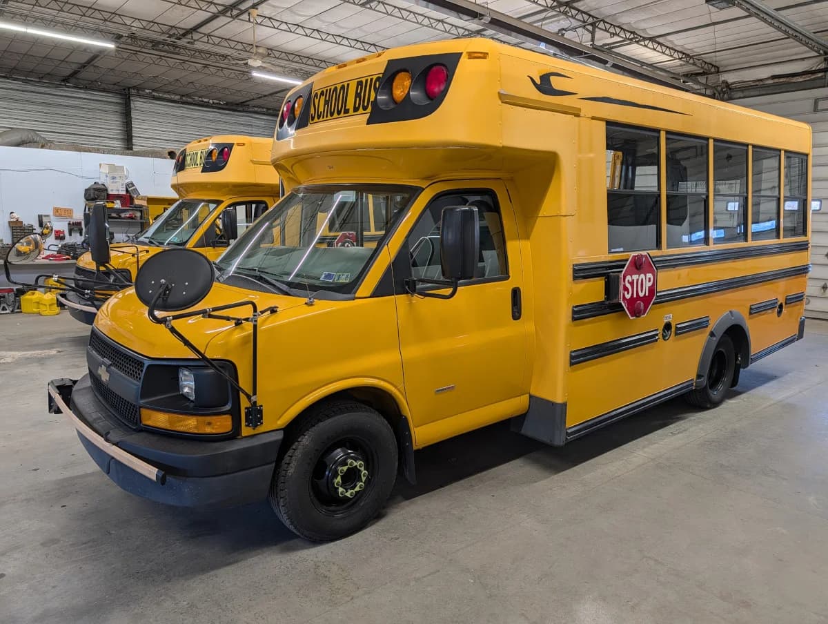 2013 Chevrolet Microbird bus 2013 Chevrolet Microbird bus