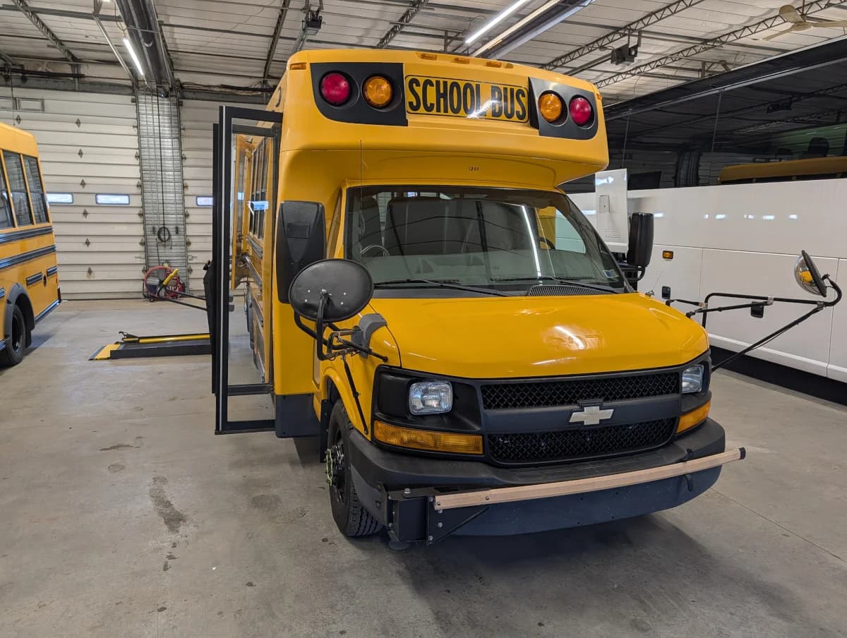 2013 Chevrolet Microbird 18P ADA - Thumbnail 24 2013 Chevrolet Microbird 18P ADA - Thumbnail 24