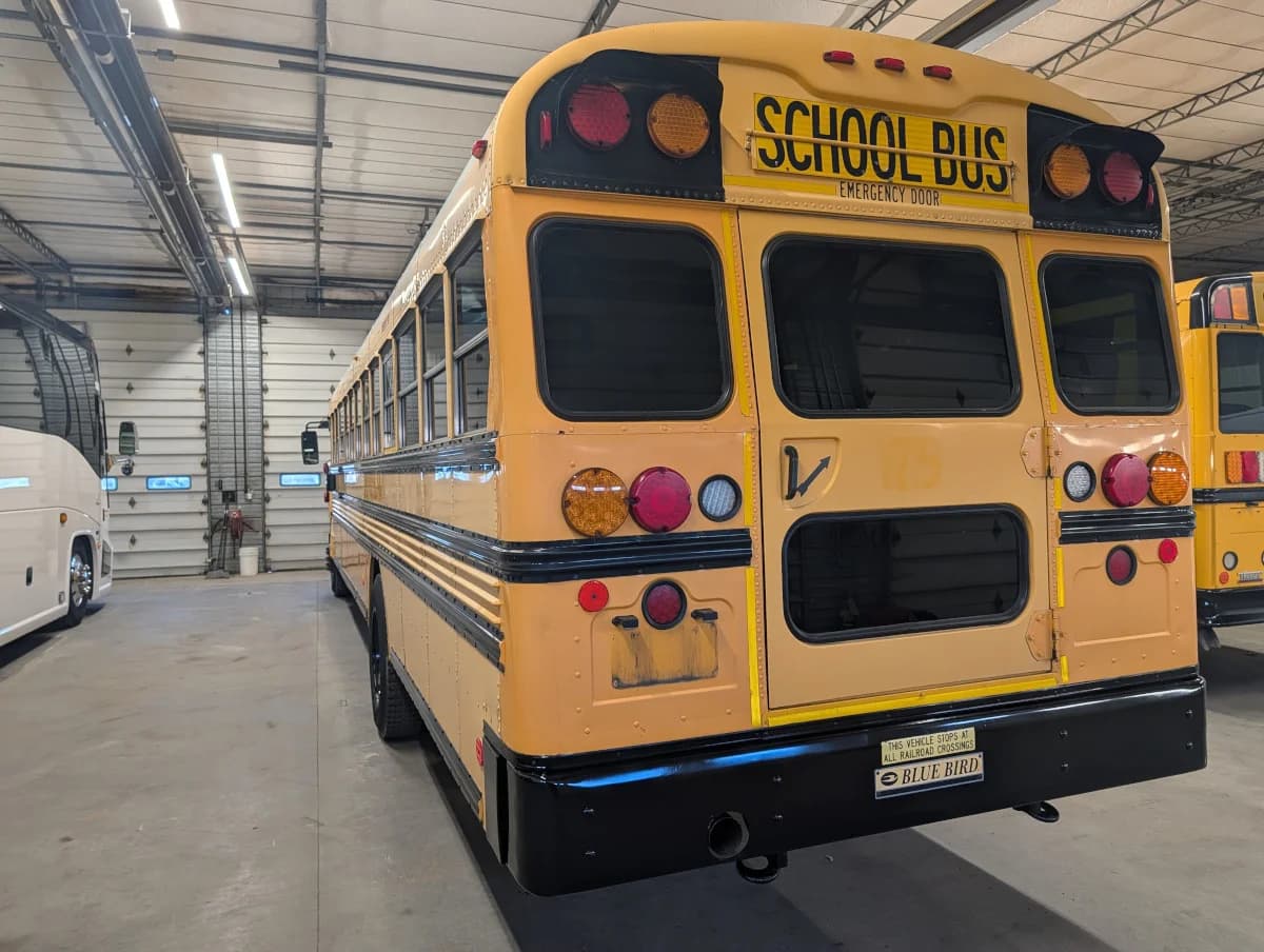 2012 Blue Bird Vision 72P - Thumbnail 21 2012 Blue Bird Vision 72P - Thumbnail 21