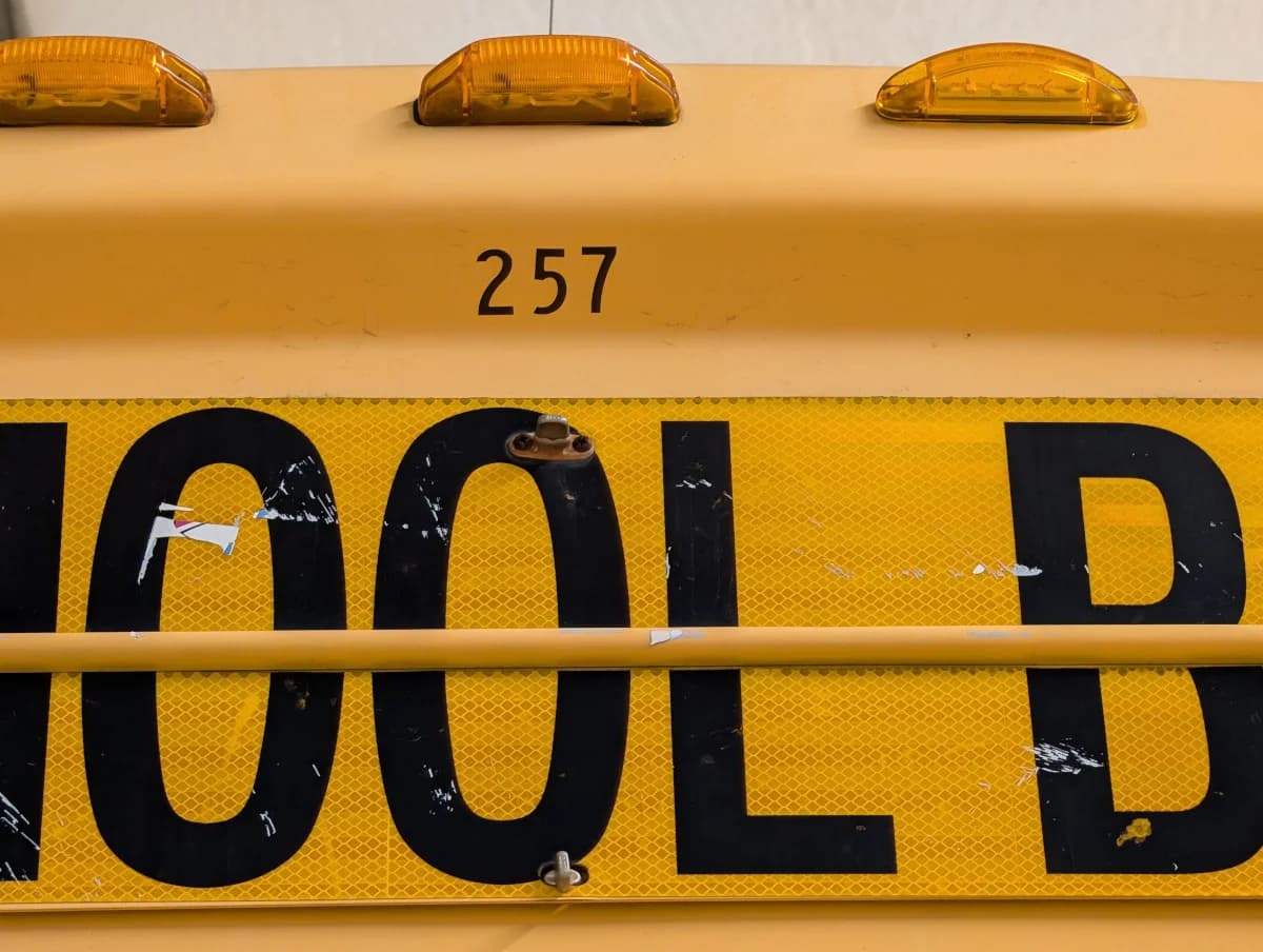 2012 Blue Bird Vision 72P - Thumbnail 23 2012 Blue Bird Vision 72P - Thumbnail 23